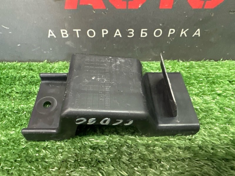 Кронштейн усилителя бампера Kia Ceed 1 2010 ED