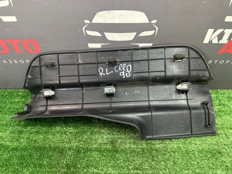 Накладка порога внутренняя Kia Ceed 1 2010 ED