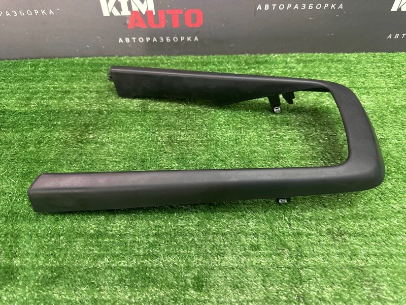 Накладка центральной консоли Kia Ceed 1 2010 ED