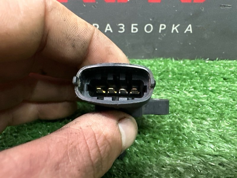 Датчик массового расхода воздуха ДМРВ Kia Ceed 1 2010 ED