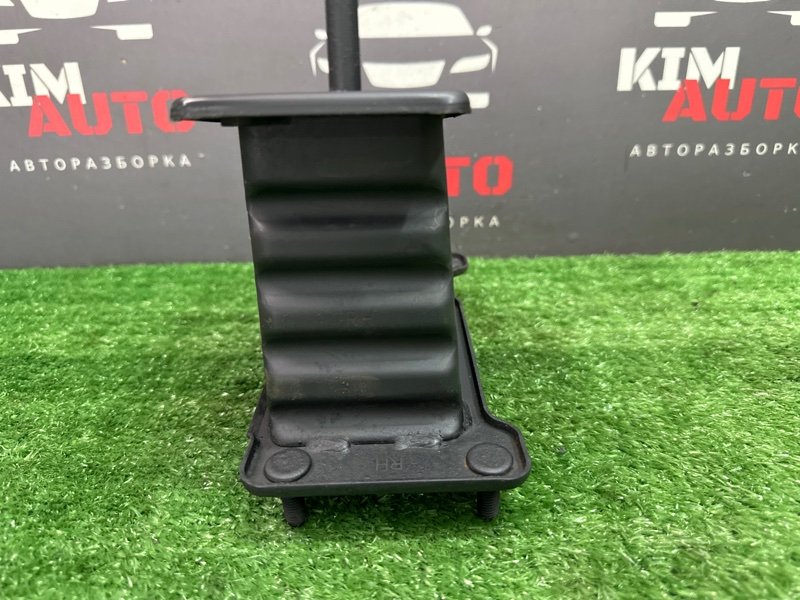 Кронштейн усилителя бампера Kia Ceed 1 2010 ED