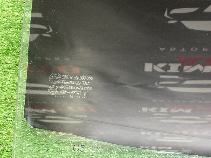 Стекло двери Kia Rio 3 HB 2014 HB
