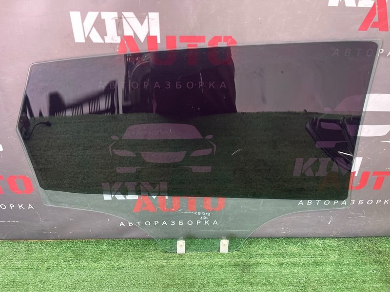 Стекло двери Kia Rio 3 HB 2014 HB