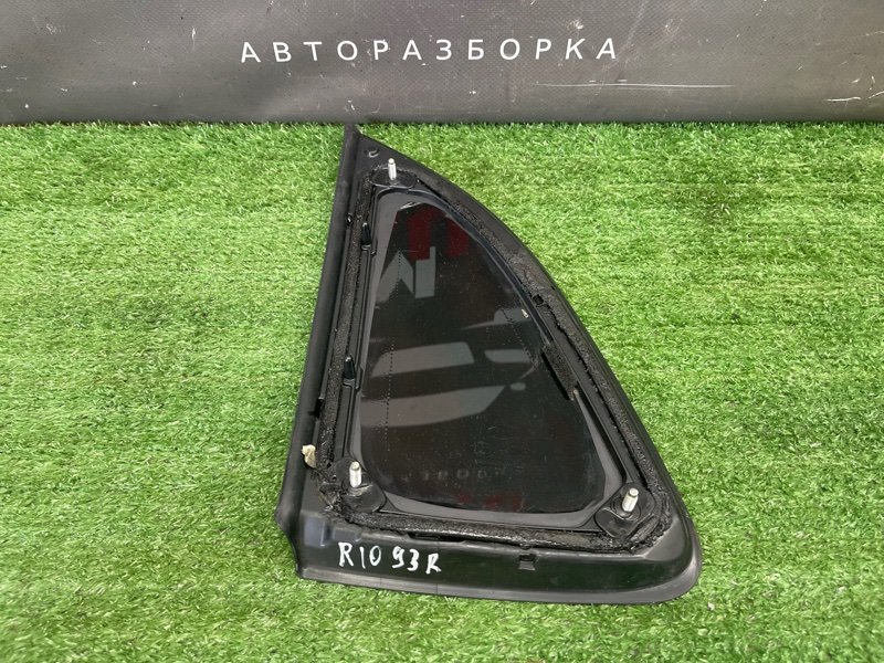 Стекло глухое заднее Kia Rio 3 HB 2014 HB