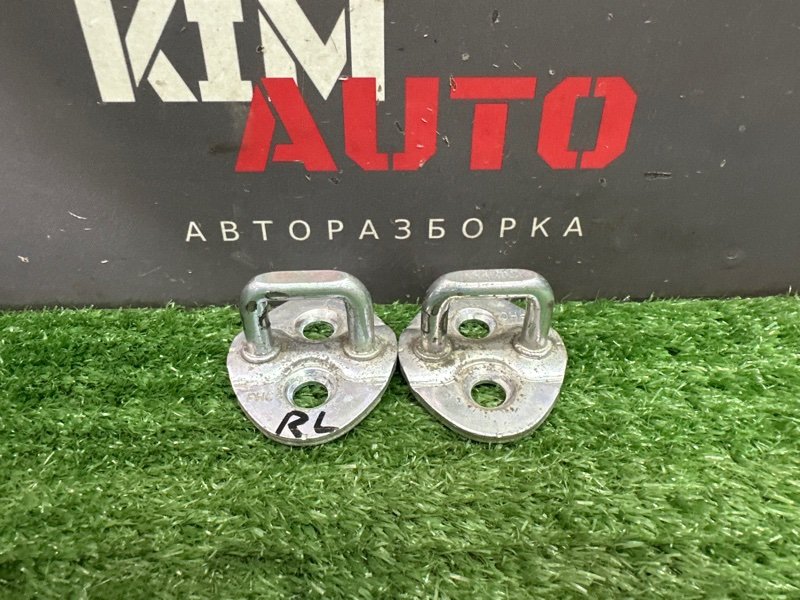 Ответная часть замка двери Kia Ceed 1 2010 ED