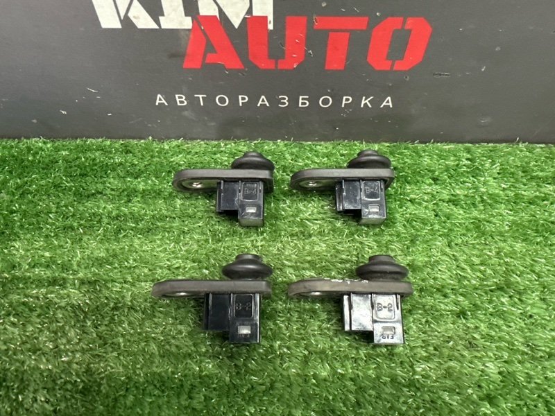 Концевик двери Kia Ceed 1 2010 ED