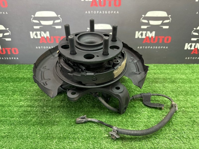Кулак поворотный со ступицей Kia Ceed 1 2010 ED