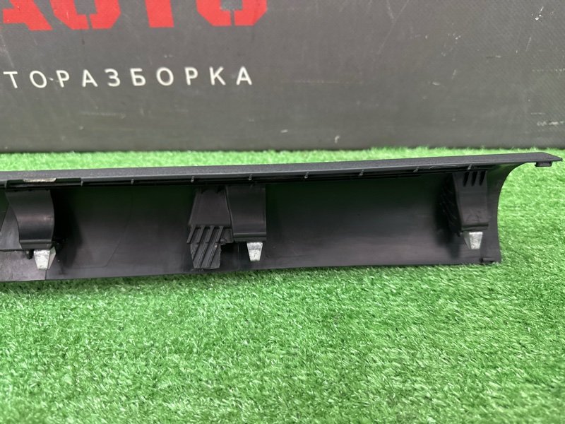 Накладка порога салона Skoda Octavia 2018 A7