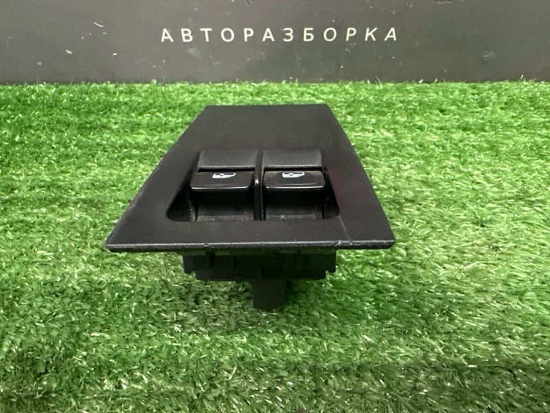 Блок управления стеклоподъемниками Skoda Octavia 2018 A7