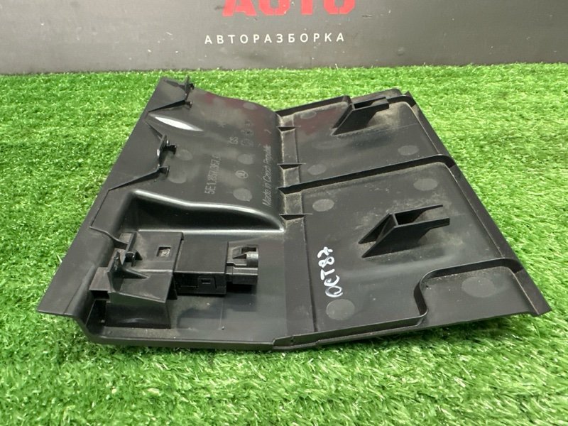 Разъем USB розетка Skoda Octavia 2018 A7