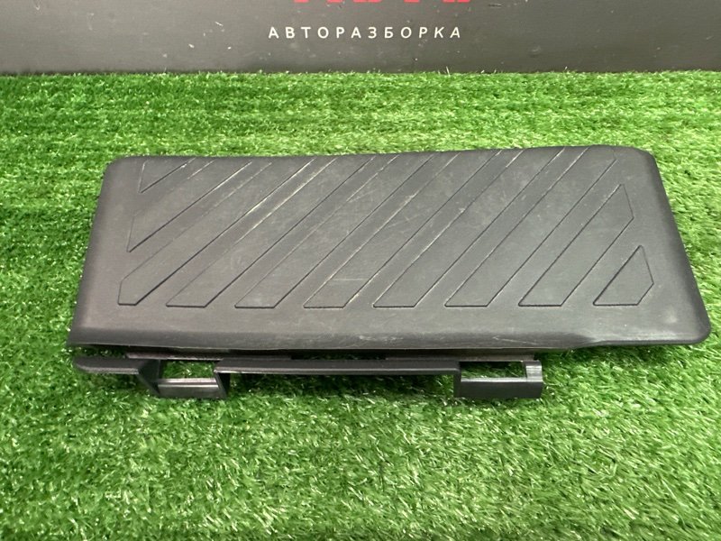 Подставка под ногу Skoda Octavia 2018 A7