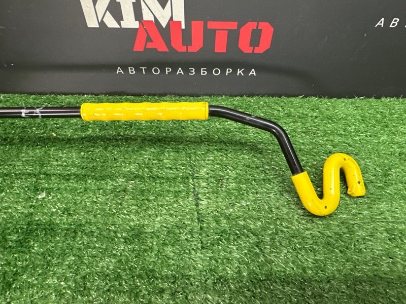 Упор капота Skoda Octavia 2018 A7