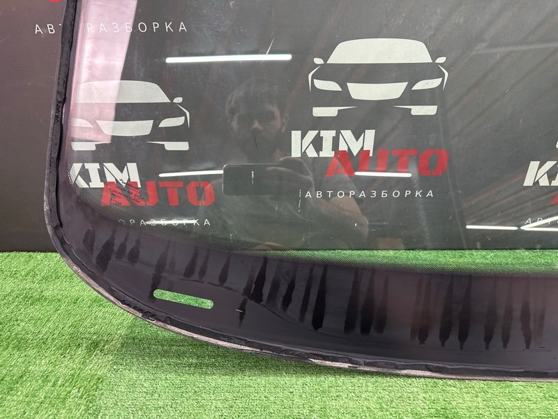 Стекло лобовое Skoda Octavia 2018 A7
