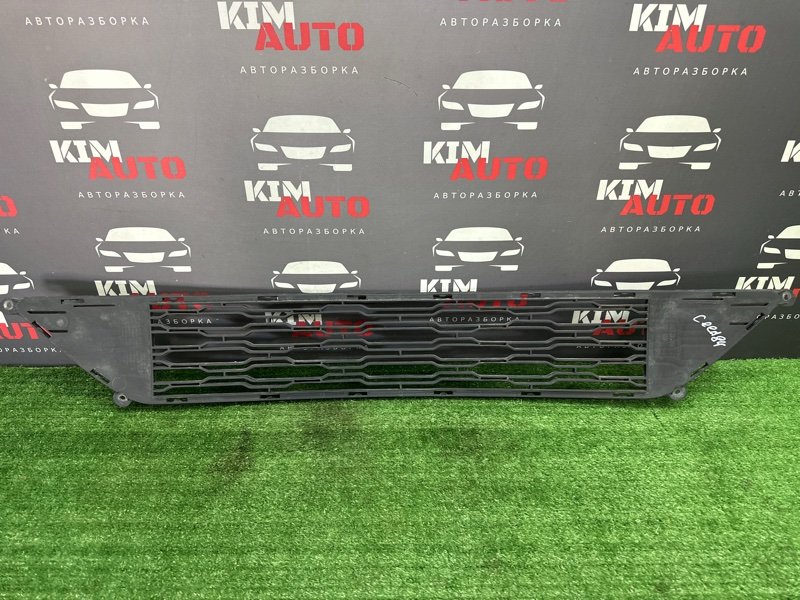 Решетка бампера нижняя Kia Ceed 1 HB 2010 ED