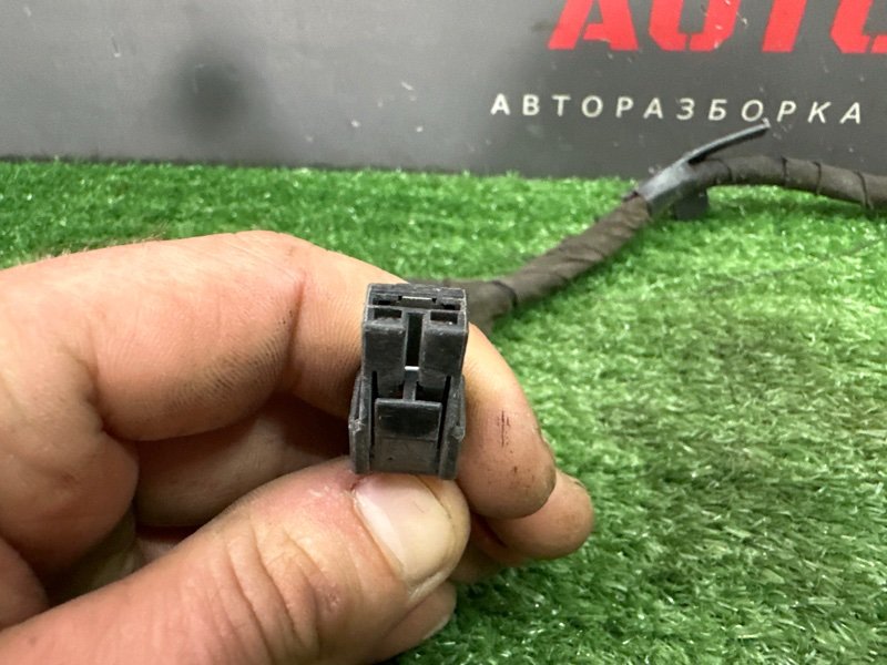 Проводка крышки багажника Kia Ceed SW 2011 ED