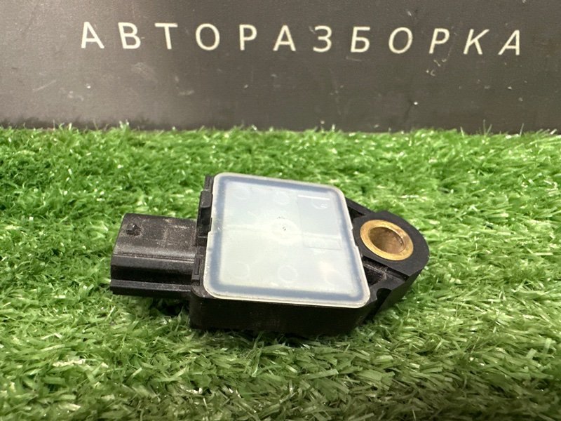 Датчик удара Air Bag Kia Ceed SW 2011 ED