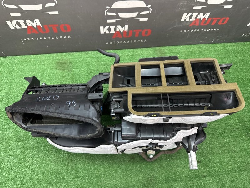 Отопитель в сборе Kia Ceed 3 2018 CD