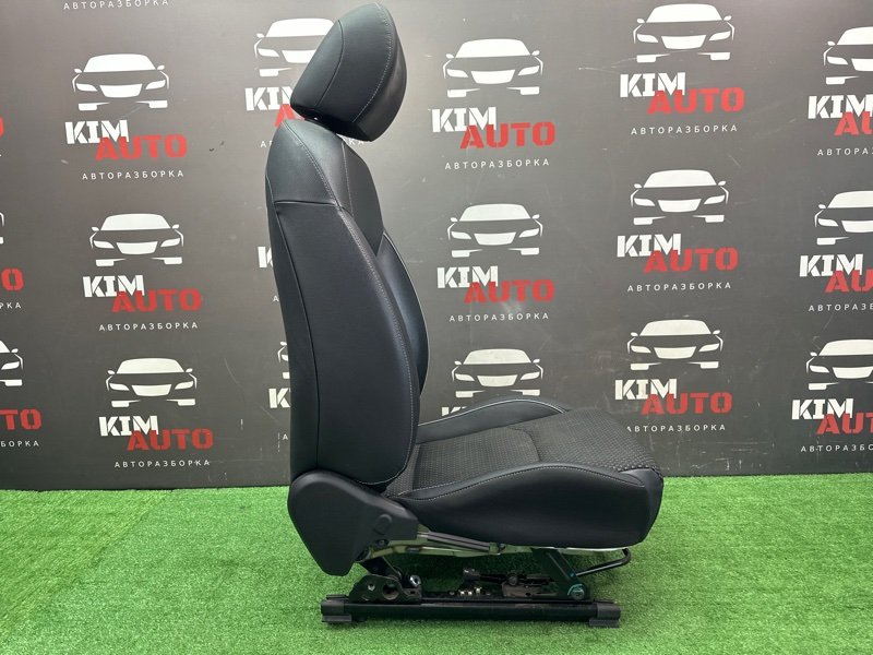Сиденье с подогревом и подушкой Kia Ceed 3 2018 CD