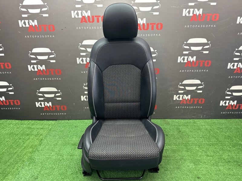 Сиденье с подогревом и подушкой Kia Ceed 3 2018 CD