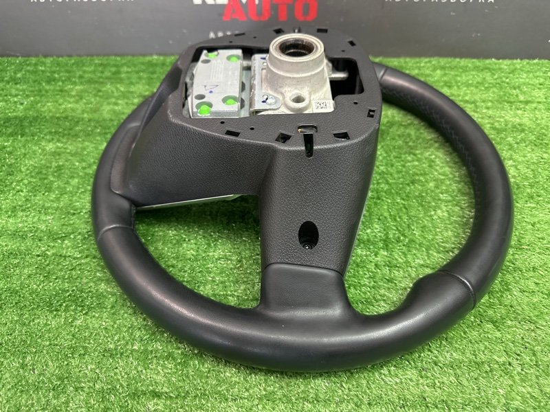 Руль кожаный с кнопками Kia Ceed 3 2018 CD