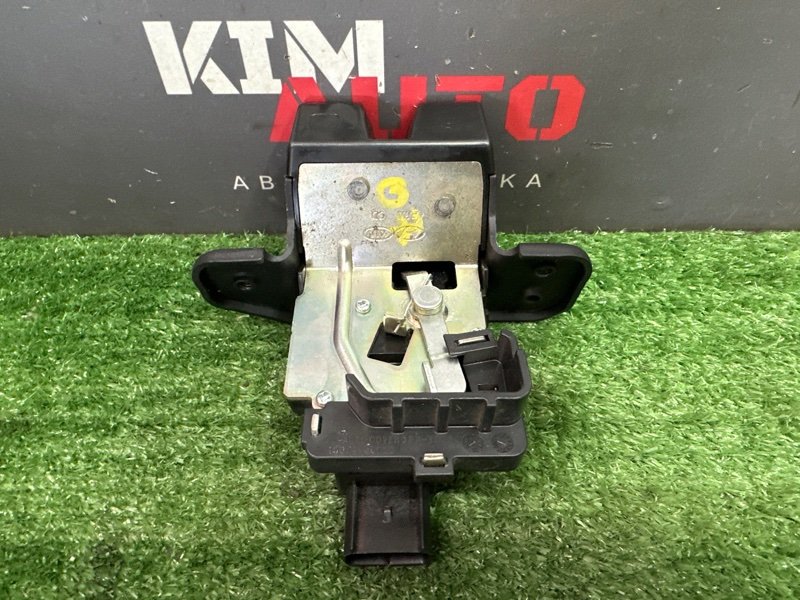 Замок крышки багажника Kia Ceed 3 2018 CD
