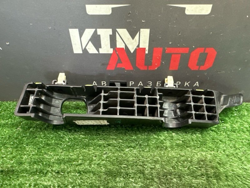 Кронштейн бампера Kia Ceed 3 2018 CD