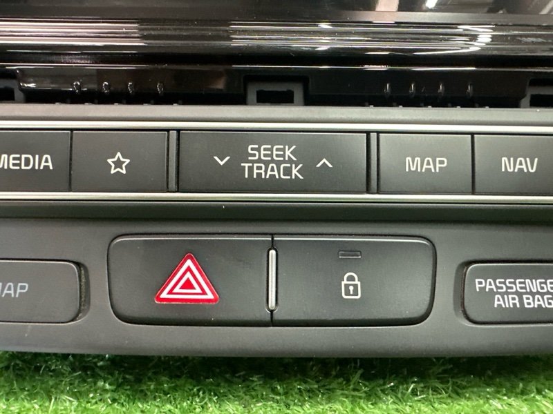 Магнитола штатная Kia Ceed 3 2018 CD