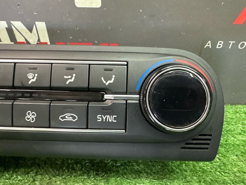 Блок управления климат-контролем Kia Ceed 3 2018 CD