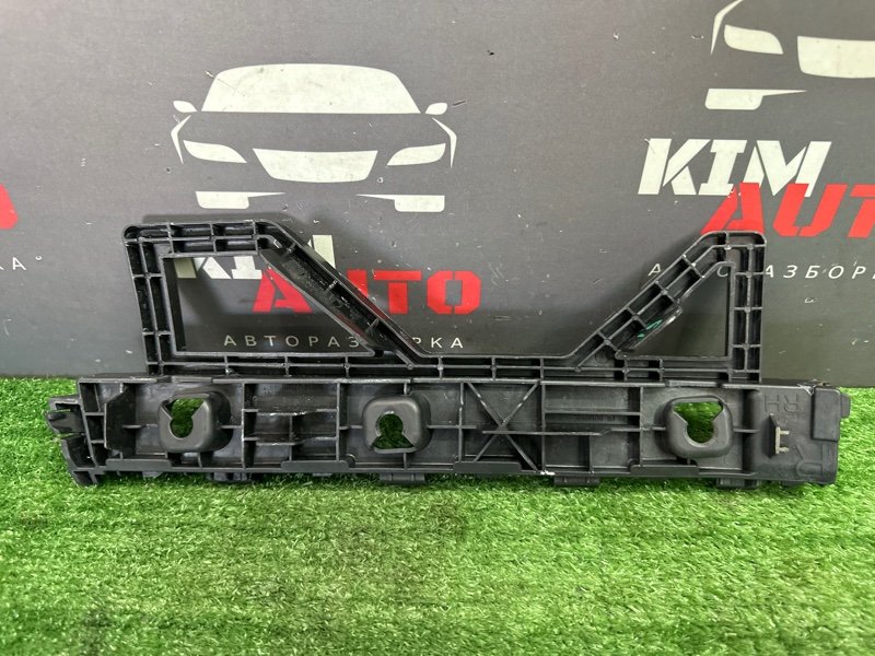 Кронштейн бампера Kia Ceed 3 2018 CD