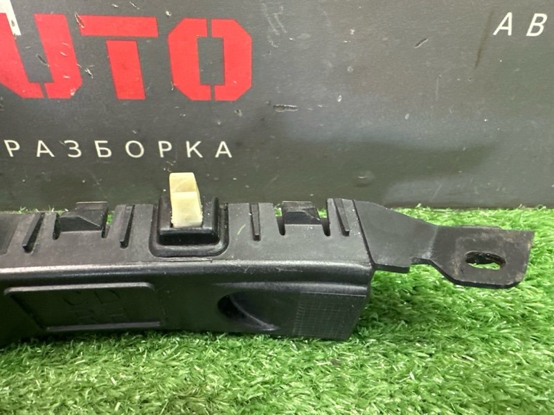 Кронштейн бампера Kia Ceed 3 2018 CD