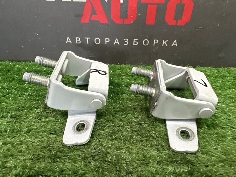 Петля крышки багажника Kia Ceed 3 2018 CD