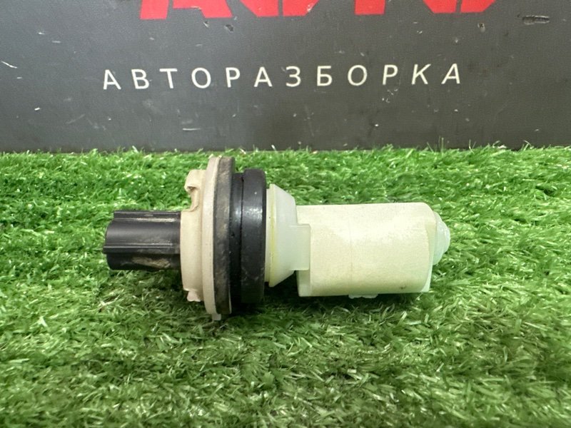 Датчик уровня бачка омывателя Kia Ceed 3 2018 CD