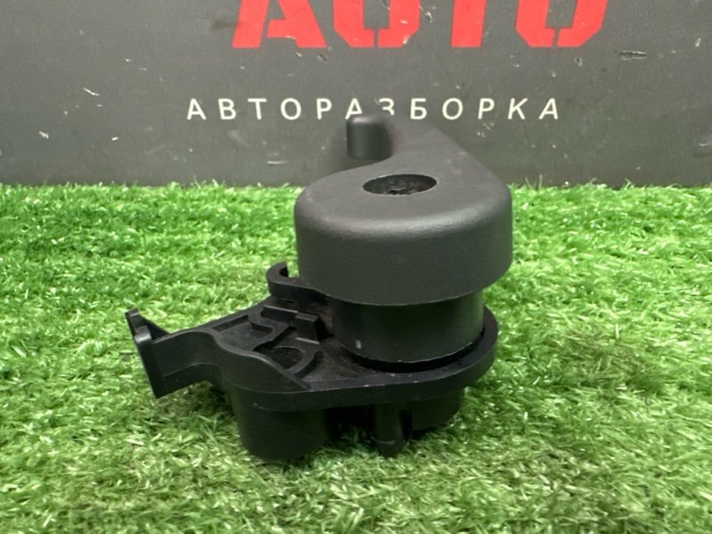 Ручка открывания капота Kia Ceed 3 2018 CD