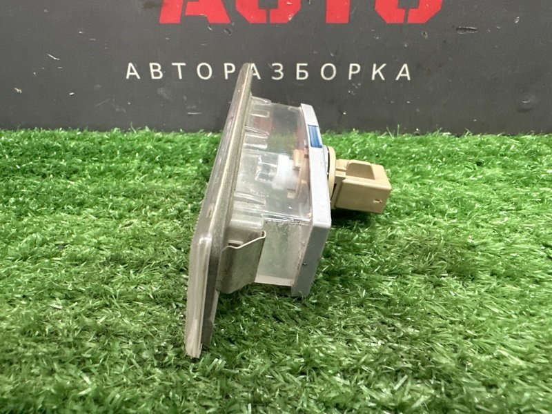 Плафон подсветки номера Kia Ceed 3 2018 CD