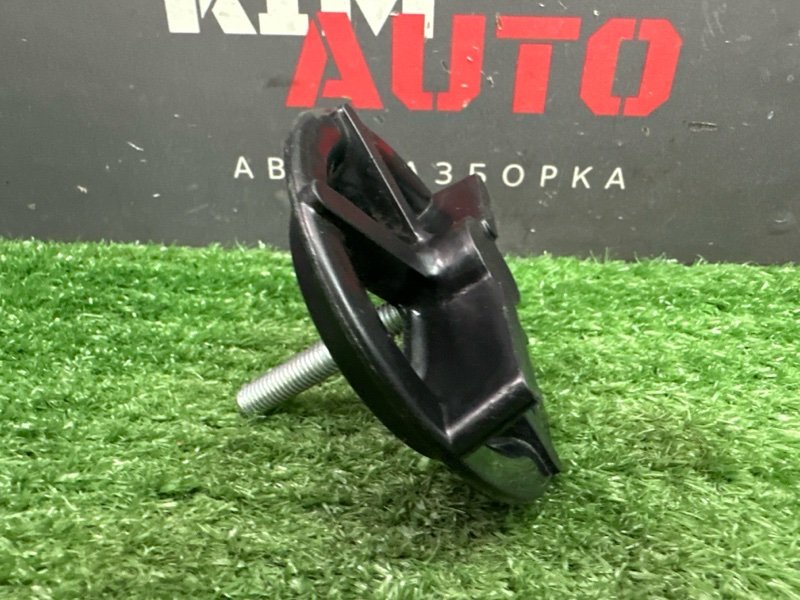 Болт крепления запасного колеса Kia Ceed 3 2018 CD