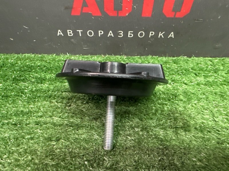 Болт крепления запасного колеса Kia Ceed 3 2018 CD