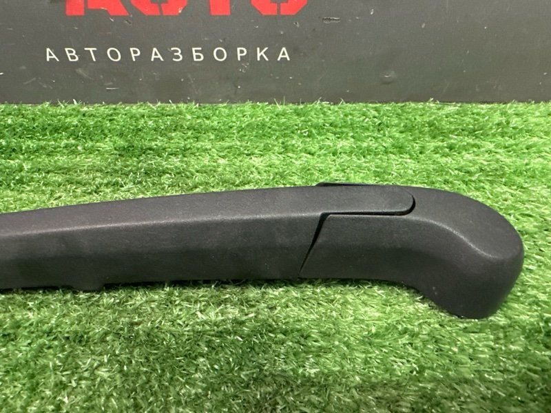 Поводок дворника заднего Kia Ceed 3 2018 CD