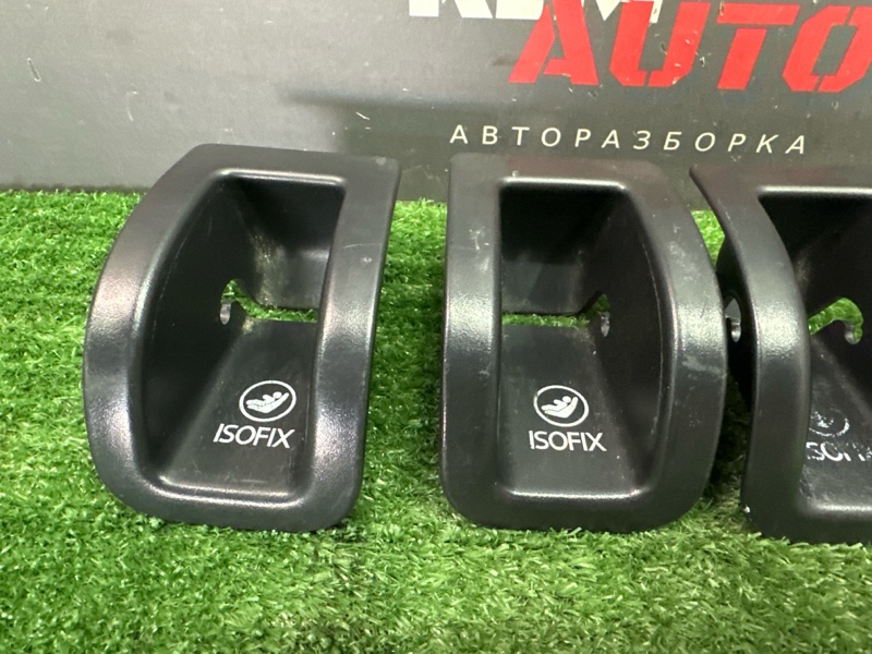 Крепление детского сидения isofix Skoda Octavia 2018 A7