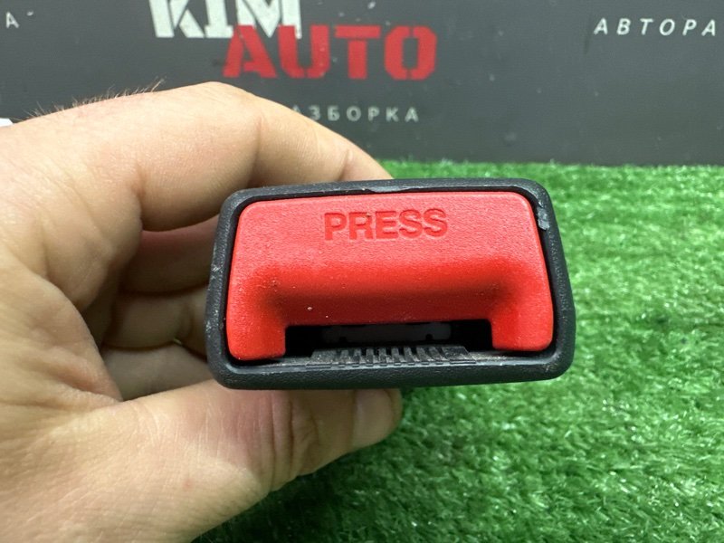 Замок ремня безопасности Kia Ceed 3 2018 CD