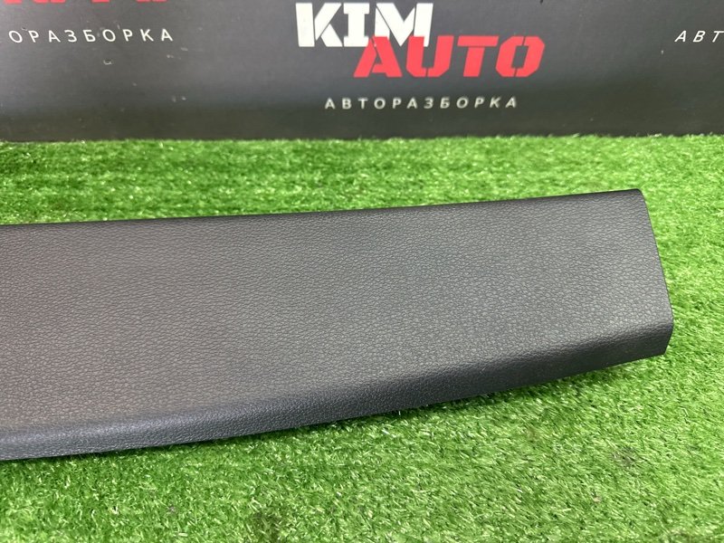 Обшивка крышки багажника верхняя Kia Ceed 3 2018 CD