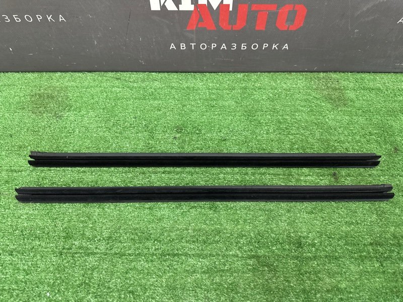 Уплотнитель стекла(бархотка) внутренний Kia Ceed 3 2018 CD