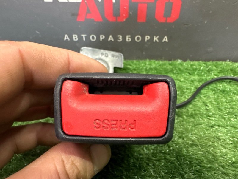 Замок ремня безопасности Kia Ceed 3 2018 CD
