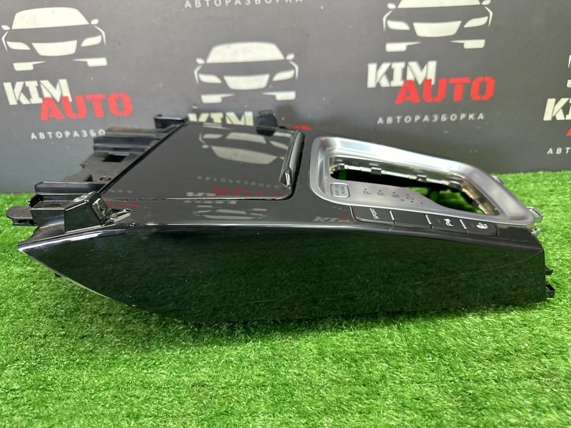 Накладка консоли АКПП Kia Ceed 3 2018 CD