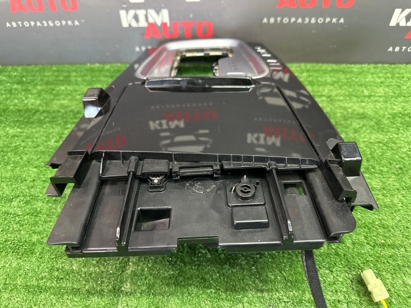 Накладка консоли АКПП Kia Ceed 3 2018 CD