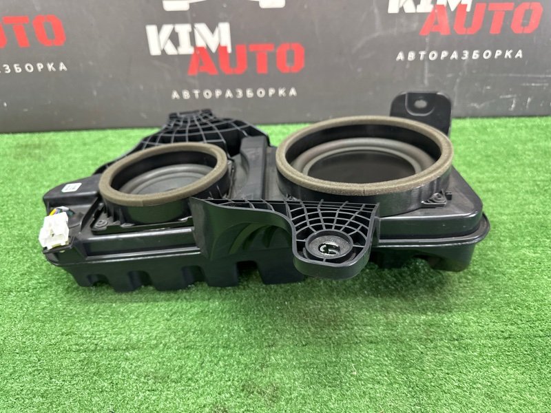 Сабвуфер Kia Ceed 3 2018 CD