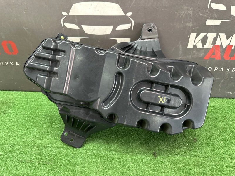 Сабвуфер Kia Ceed 3 2018 CD