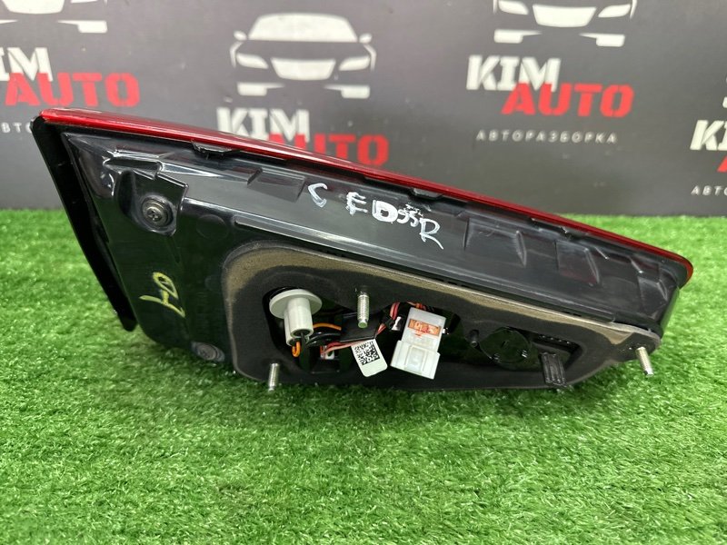 Фонарь в крышку багажника Kia Ceed 3 2018 CD