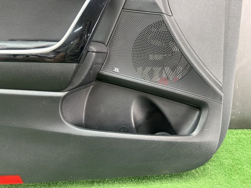 Обшивка двери Kia Ceed 3 2018 CD