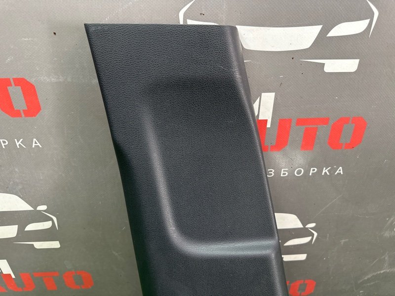 Накладка центральной стойки нижняя Kia Ceed 3 2018 CD