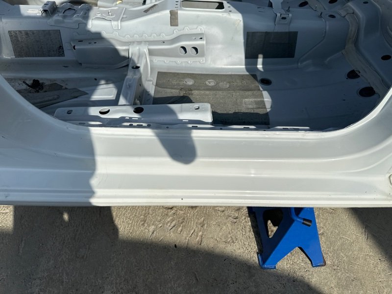 Порог со стойкой Skoda Rapid 2 2021 NK6